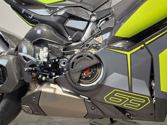 ducati - panigale-v4-lamborghini