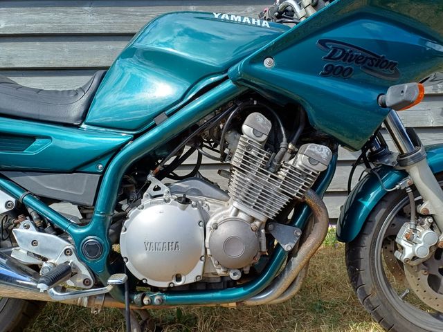 yamaha - xj-900-s-diversion