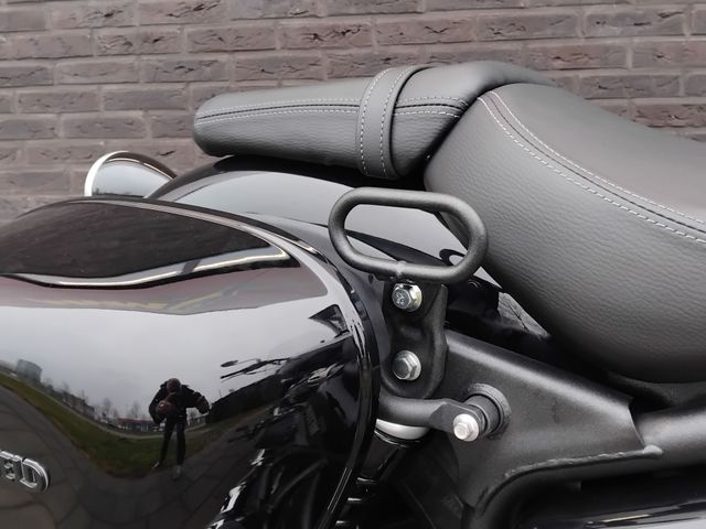 royal-enfield - super-meteor-650
