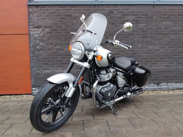 royal-enfield - super-meteor-650