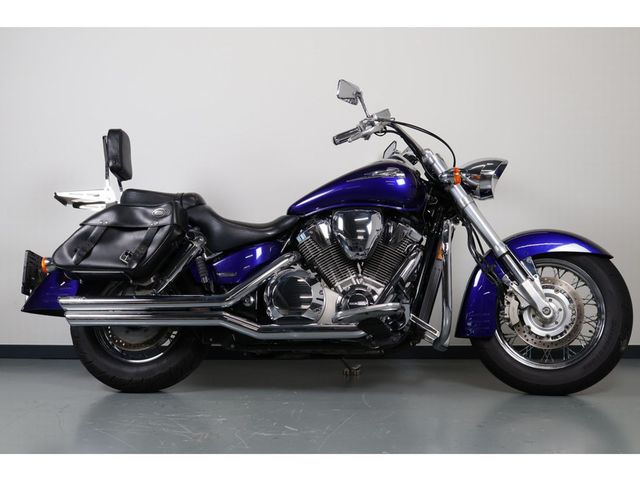 honda - vtx-1800