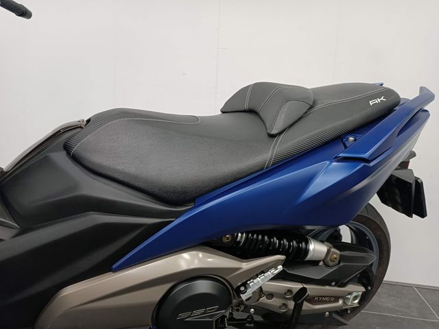kymco - ak-550-super-touring