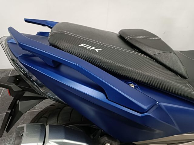 kymco - ak-550-super-touring