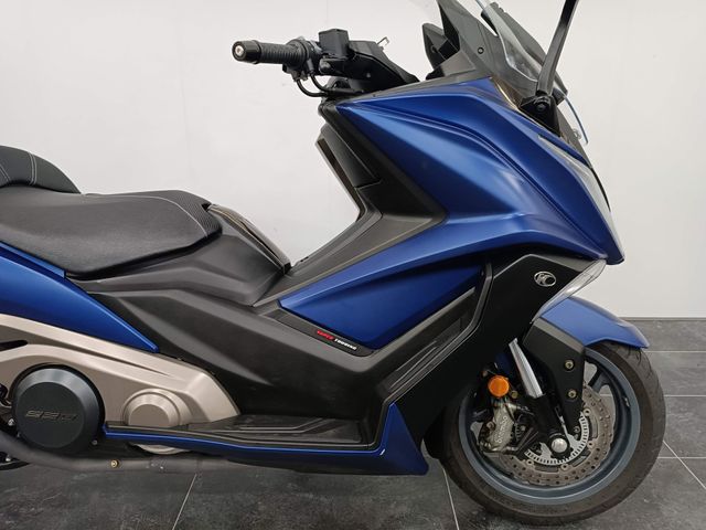 kymco - ak-550-super-touring