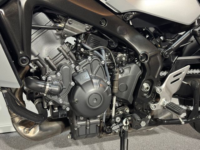 yamaha - tracer-9-gt--