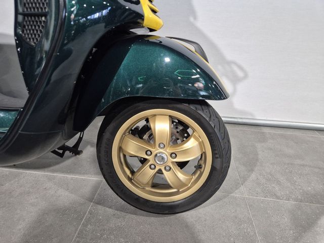 vespa - gts-300-hpe