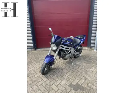 HYOSUNG COMET 650 – foto 2