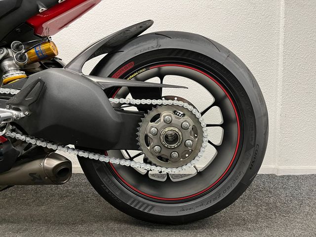 ducati - panigale-v4-s