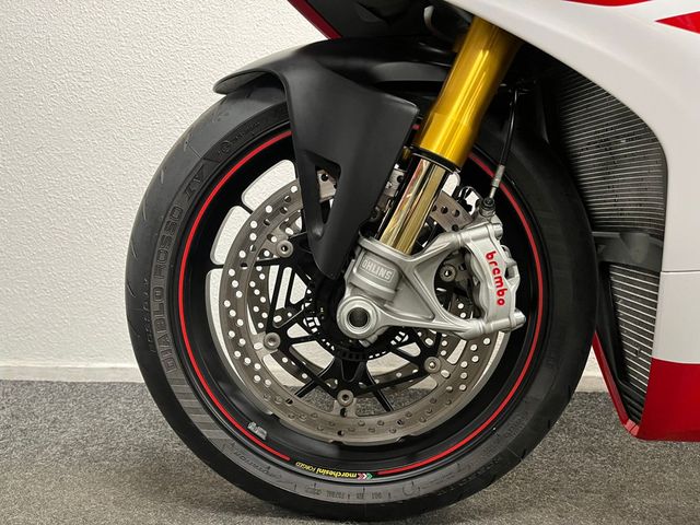 ducati - panigale-v4-s