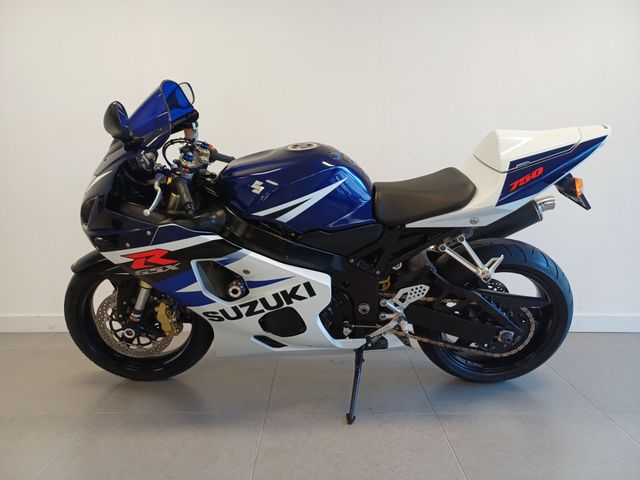 suzuki - gsx-r-750