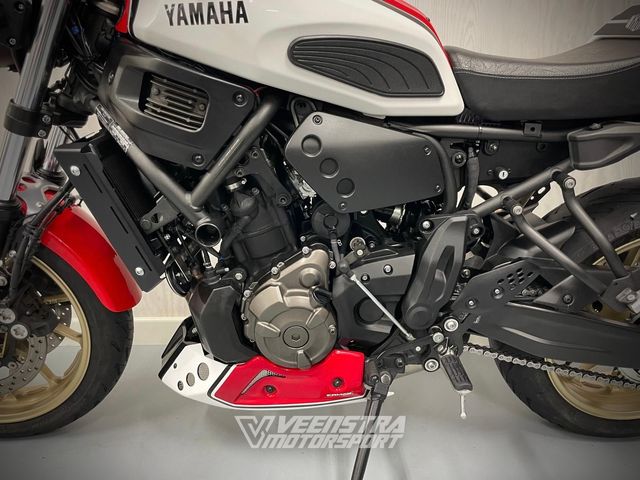 yamaha - xsr-700-abs