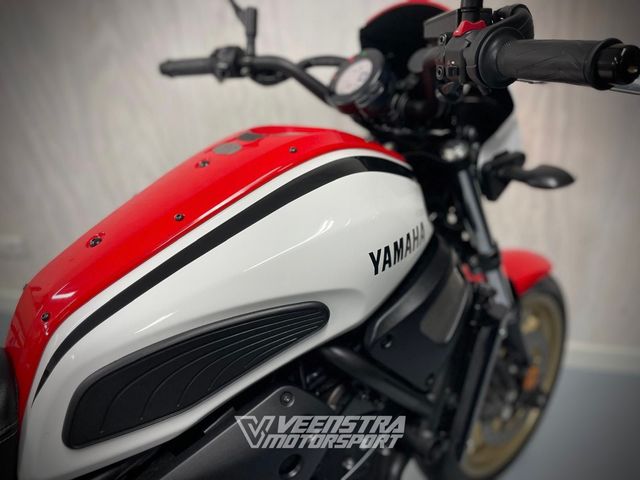 yamaha - xsr-700-abs