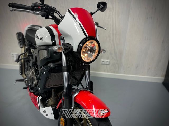 yamaha - xsr-700-abs