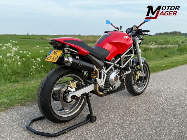 ducati - m-1100