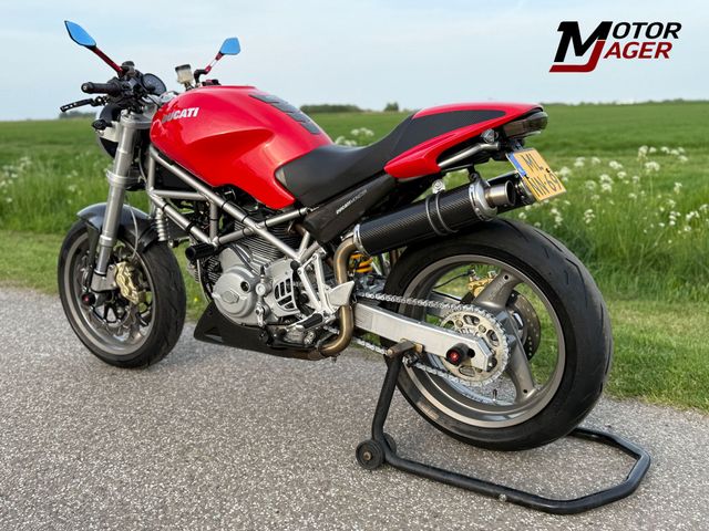 ducati - m-1100