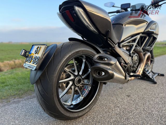 ducati - diavel-carbon