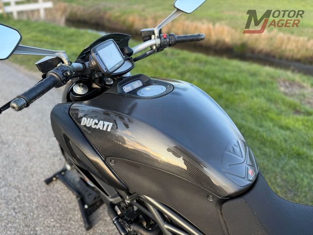 ducati - diavel-carbon