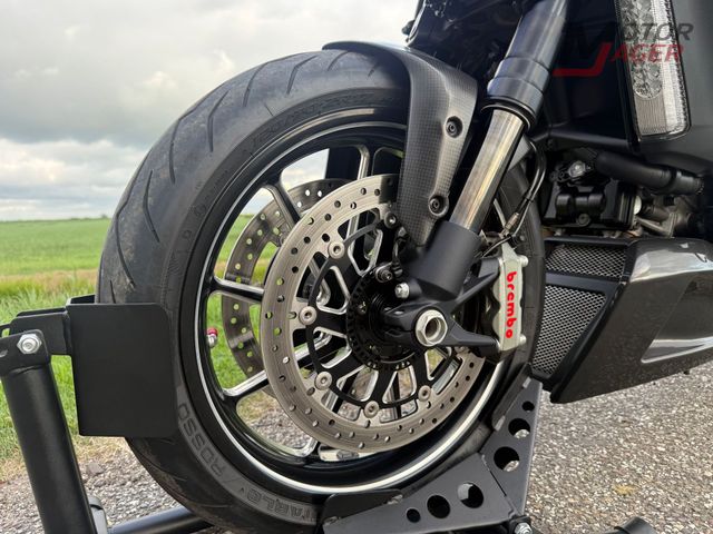 ducati - diavel-carbon