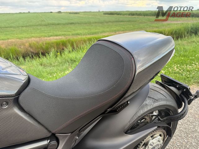 ducati - diavel-carbon