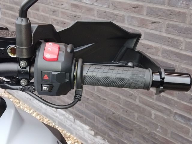 suzuki - v-strom-1050-a