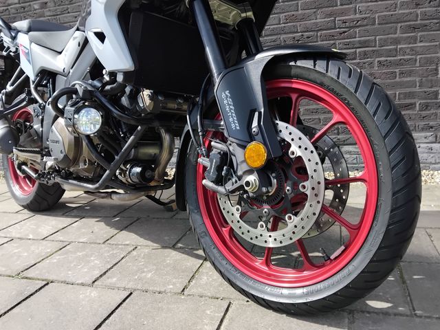 suzuki - v-strom-1050-a