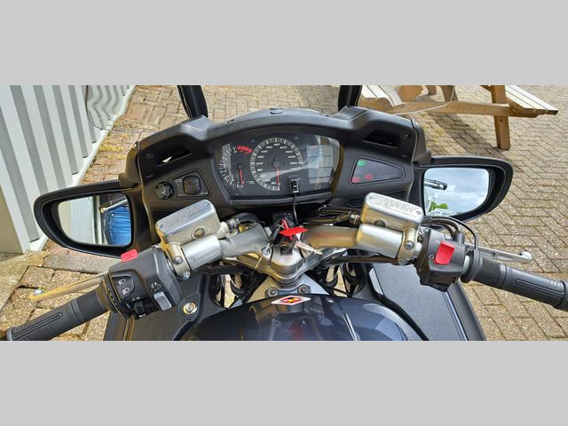 honda - st-1300-pan-european