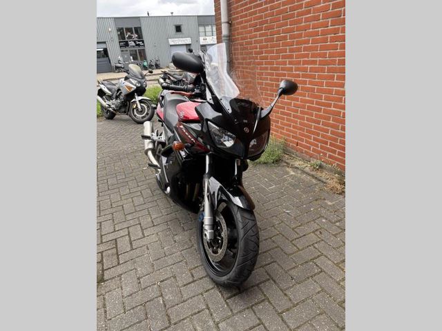 yamaha - fzs-1000-fazer