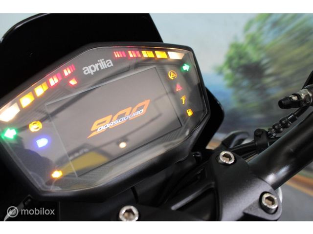 aprilia - dorsoduro-900