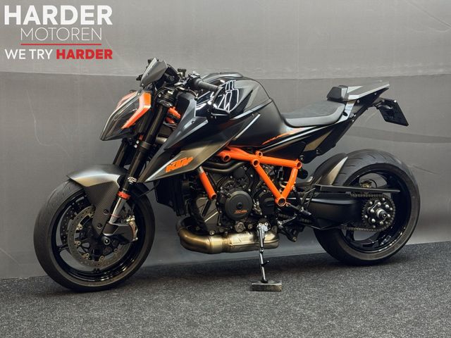 ktm - 1290-super-duke-r
