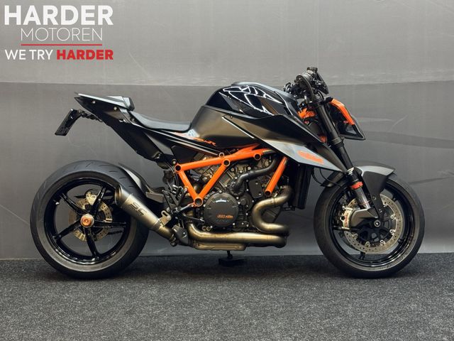ktm - 1290-super-duke-r