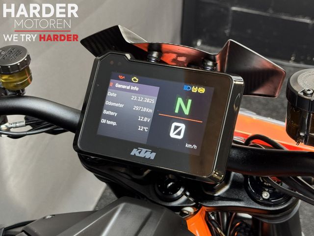 ktm - 1290-super-duke-r
