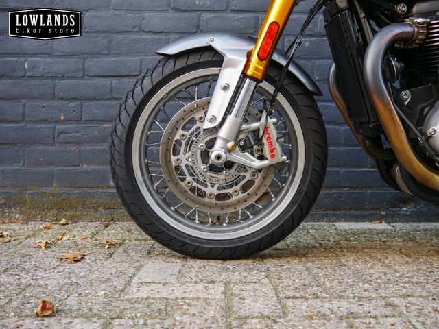triumph - thruxton-1200-r
