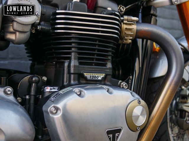 triumph - thruxton-1200-r