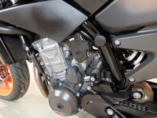 ktm - 790-duke