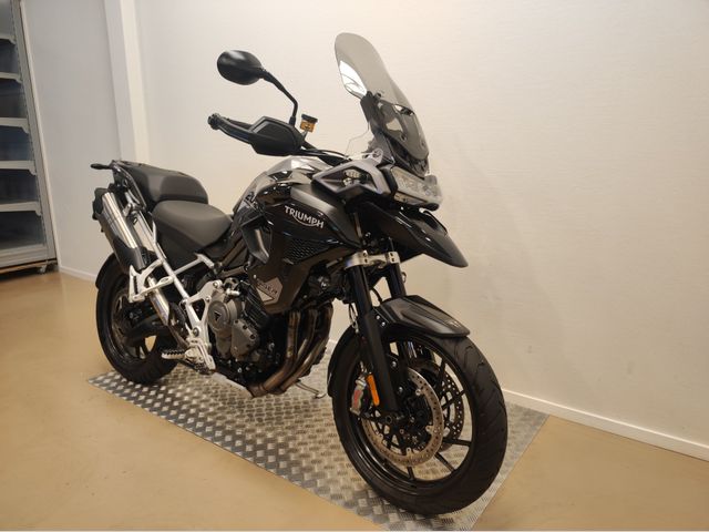 triumph - tiger-1200-gt-pro