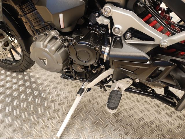 triumph - tiger-1200-gt-pro