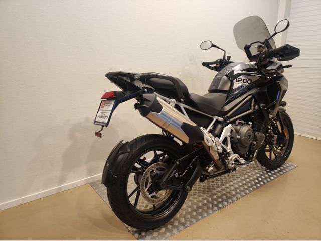 triumph - tiger-1200-gt-pro