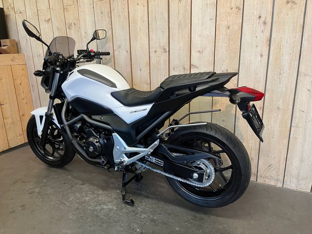 honda - nc-700-s-dct