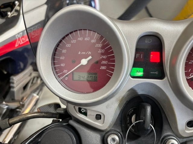 honda - cb-1100-sf-x-11