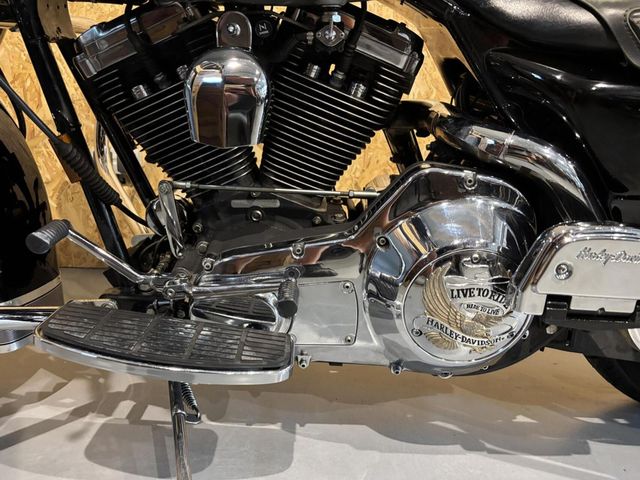 harley-davidson - road-king-flhri