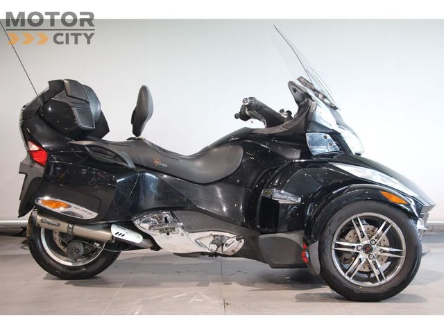 can-am - spyder-rt