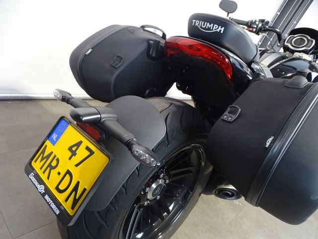 triumph - rocket-iii-gt