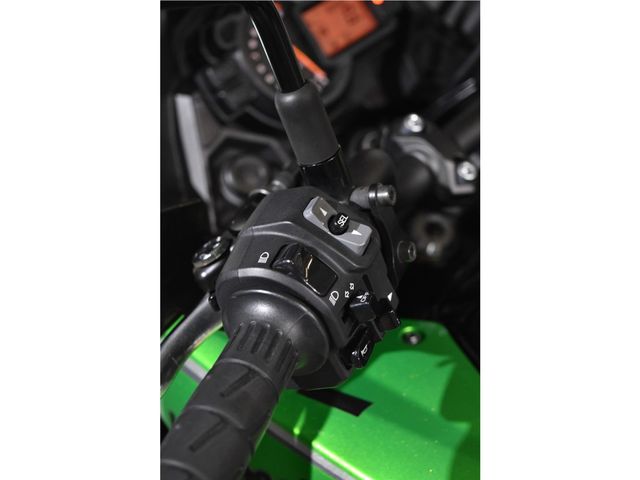 kawasaki - versys-1000-tourer