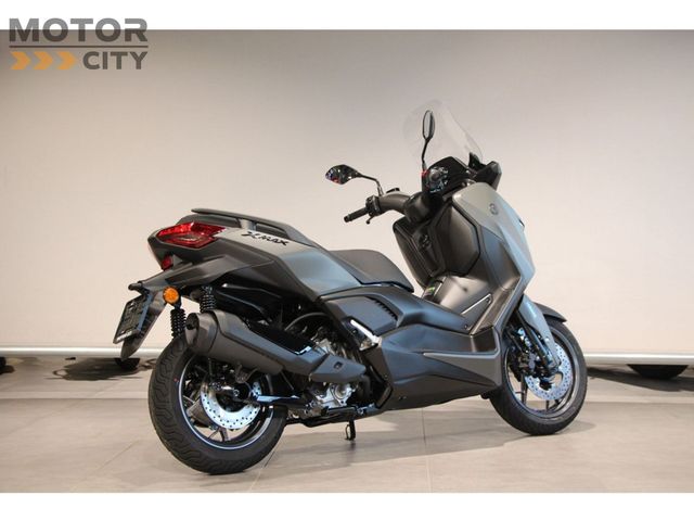 yamaha - x-max-300