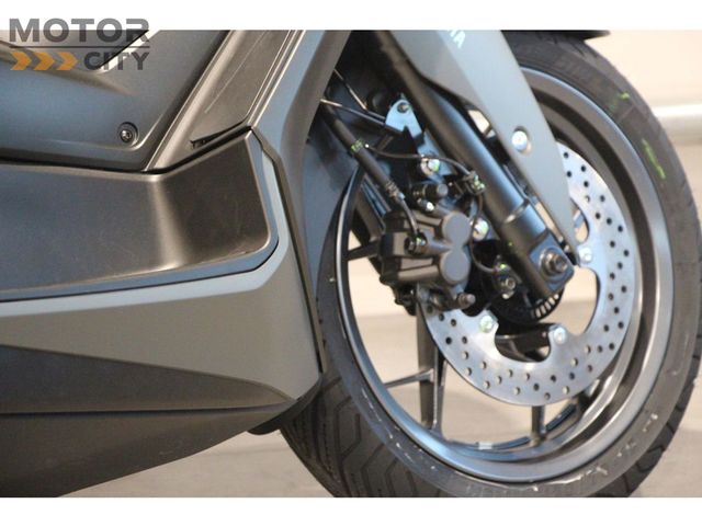 yamaha - x-max-300