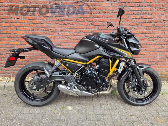 kawasaki - z650-s