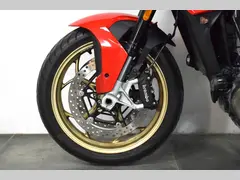 Moto Guzzi V 100 Mandello 2023 occasion – foto 11 van 23