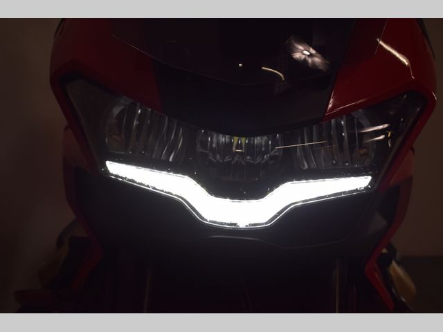 moto-guzzi - v-100-mandello