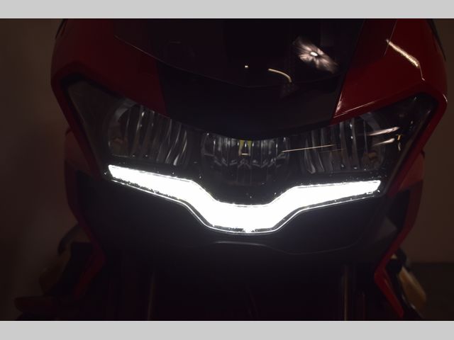 moto-guzzi - v-100-mandello