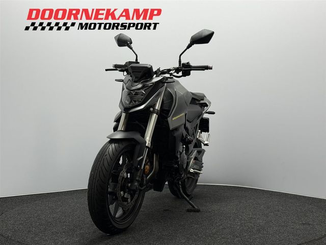 honda - cb-750-hornet